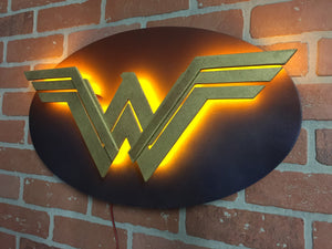 Justice League NEW Wonder Woman Superhero LED Light Up Night Light Neon Illuminated Logo Wall Art!!