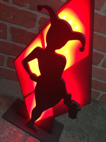 NEW!! Harley Quinn Illuminated LED Tabletop Female Superhero Villain Night Light Lamp for Mancave or Child's Bedroom