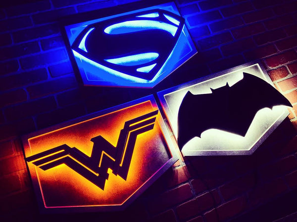 NEW!! Justice League Movie Man of Steel Superman Illuminated LED Superhero Logo Mancave Sign Nightlight