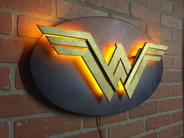 Justice League NEW Wonder Woman Superhero LED Light Up Night Light Neon Illuminated Logo Wall Art!!