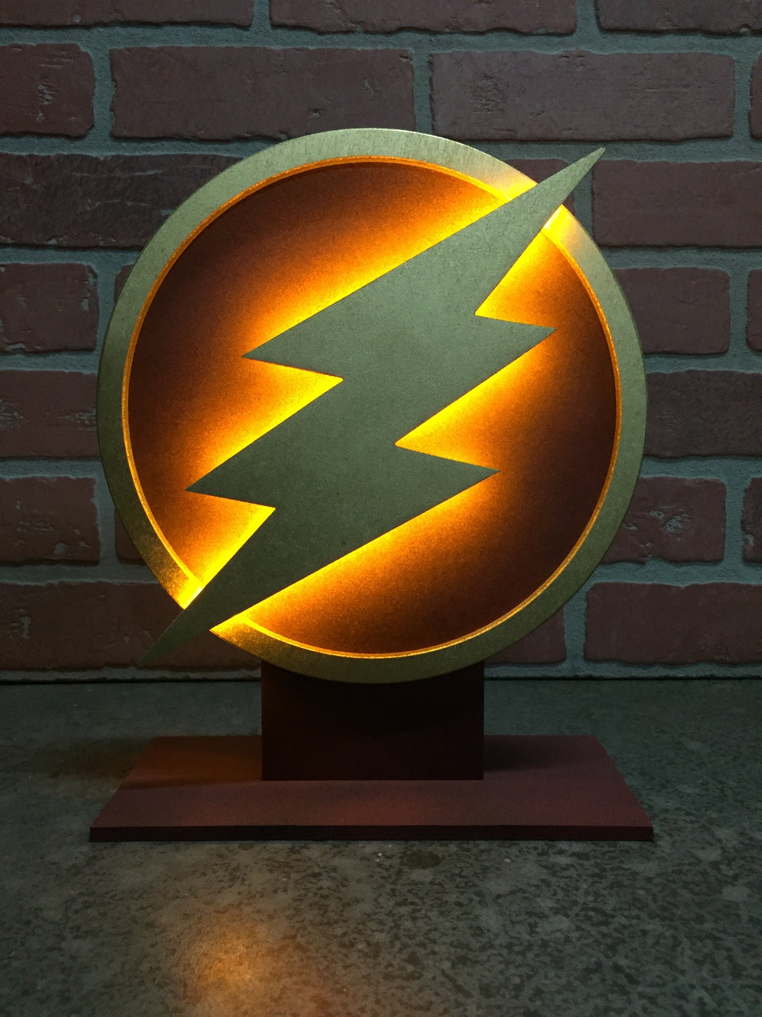 Justice League The Flash Comic book Superhero Logo Tabletop Nightlight